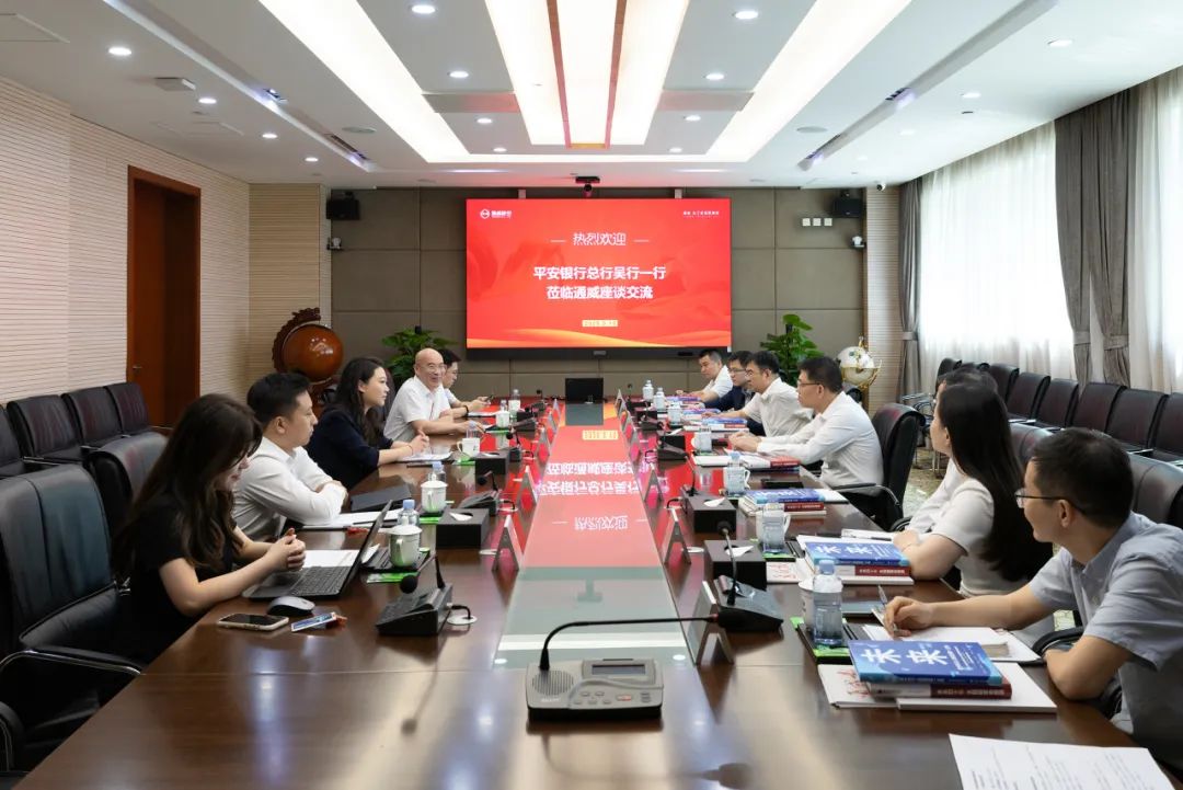 1f38dd152dd96fc1ff6d0390aa344d3f.jpg 1f38dd152dd96fc1ff6d0390aa344d3f.jpg